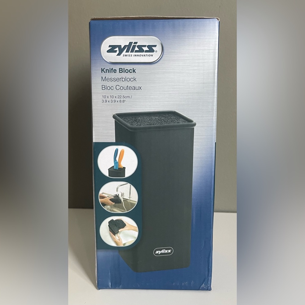 BNIB Zyliss Knife Block